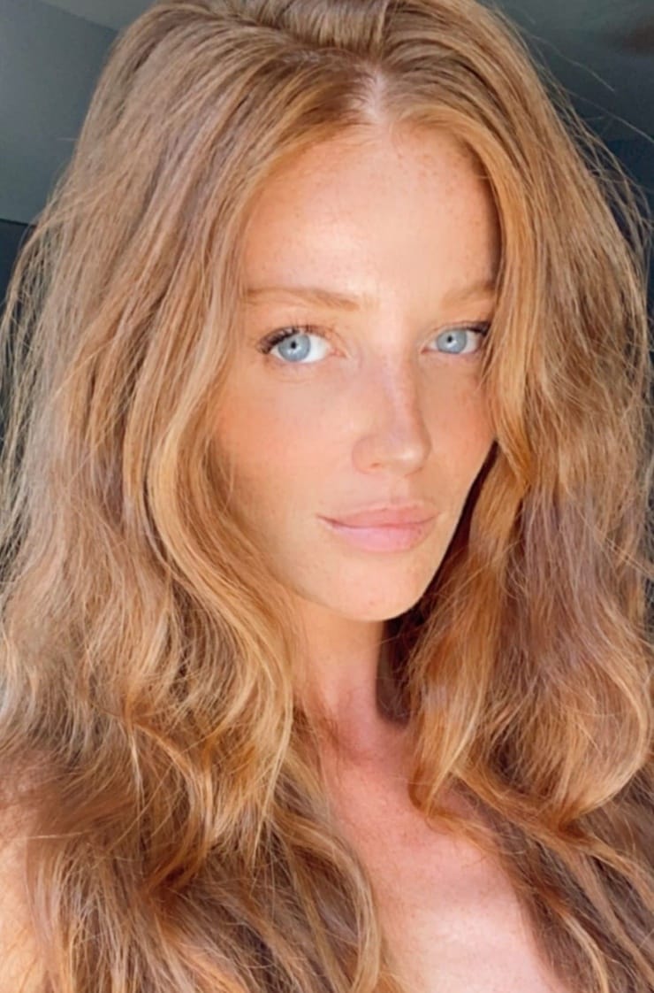 Cintia Dicker Cintia Dicker