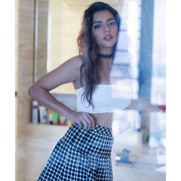 Ruhi Singh Ruhi Singh