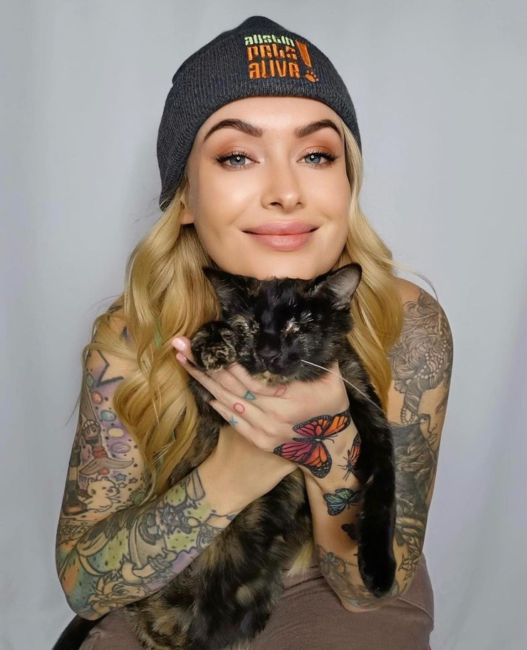 Vicky aisha. Laura Lux 2020. Laura Lux. Peggysuewinter's Bubse.