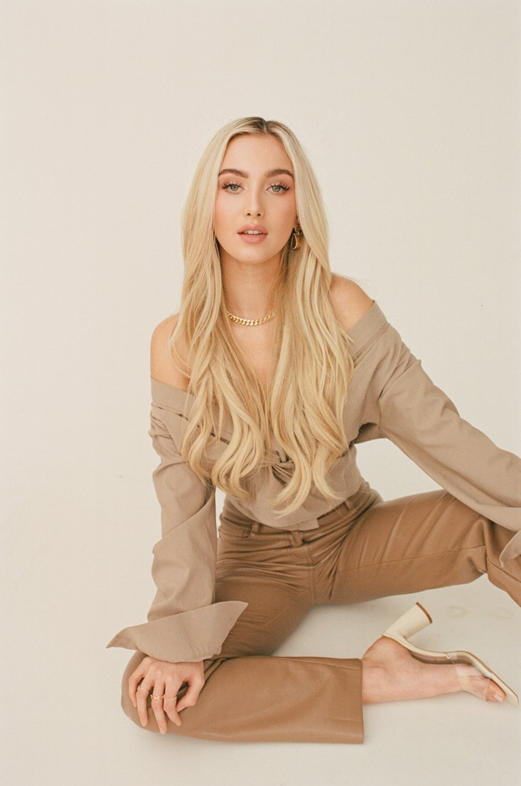 Scarlett Barnett