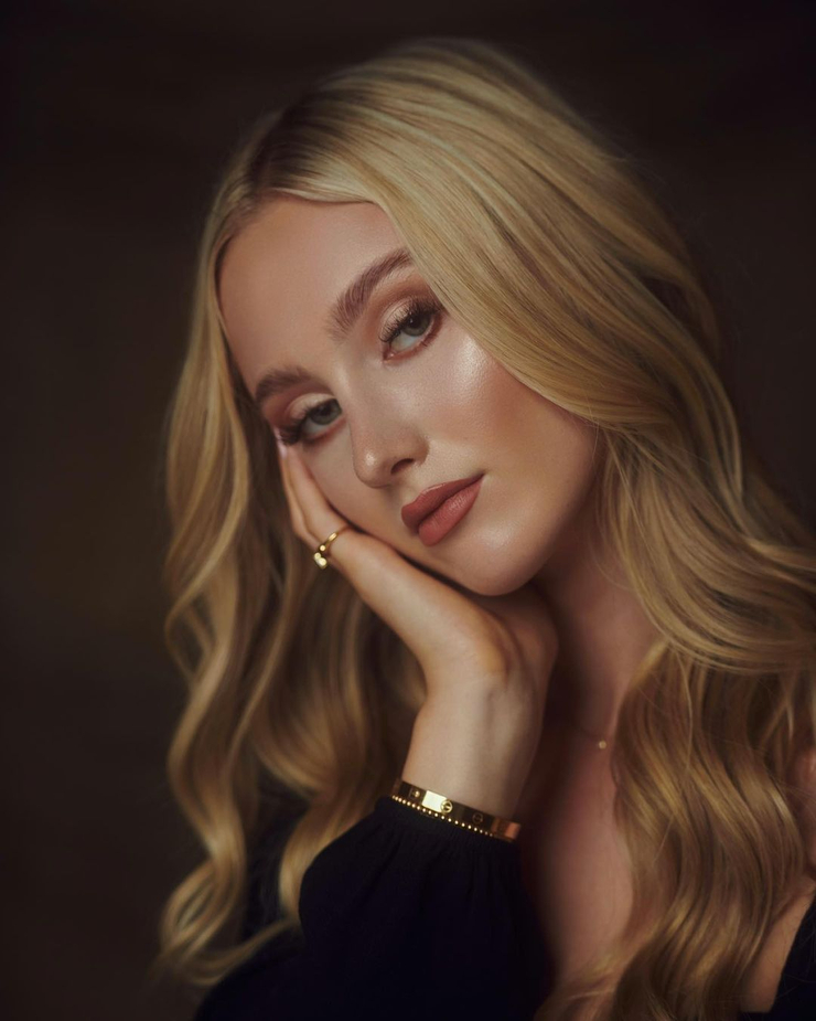 Scarlett Barnett