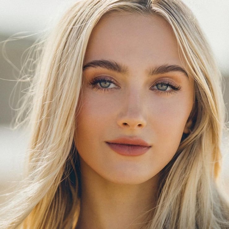Scarlett Barnett