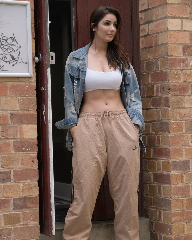 Amy Aela