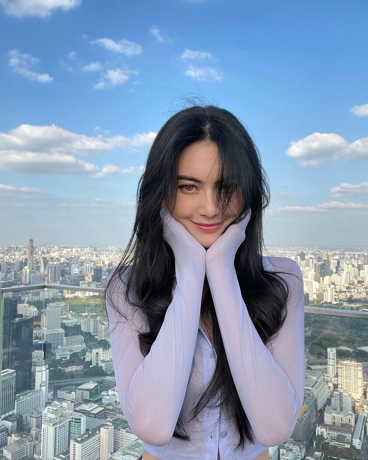 Davika Hoorne Davika Hoorne