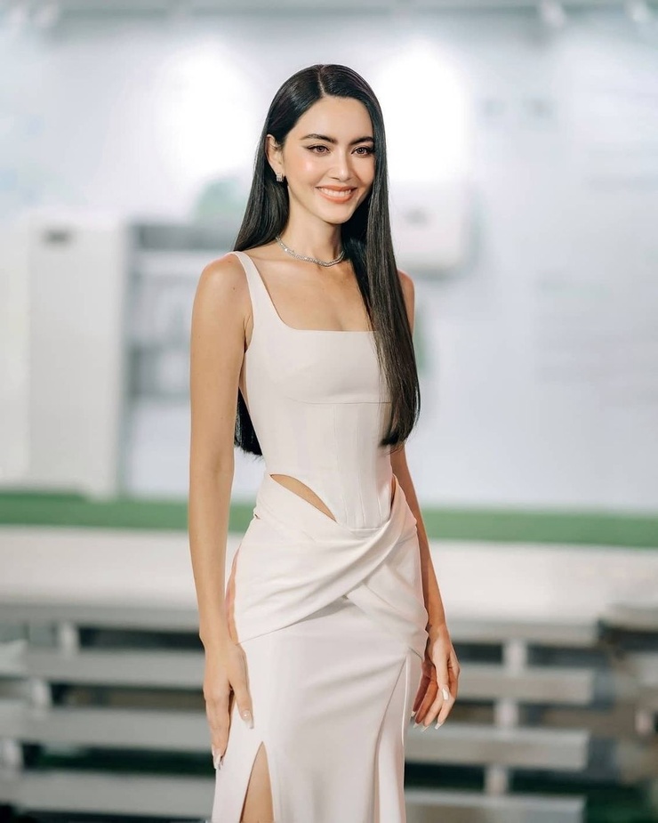 Davika Hoorne