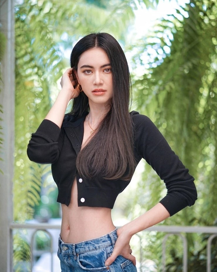 Davika Hoorne image