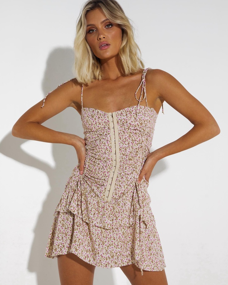 Chloe Ewen