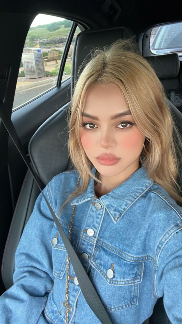 Lily Maymac