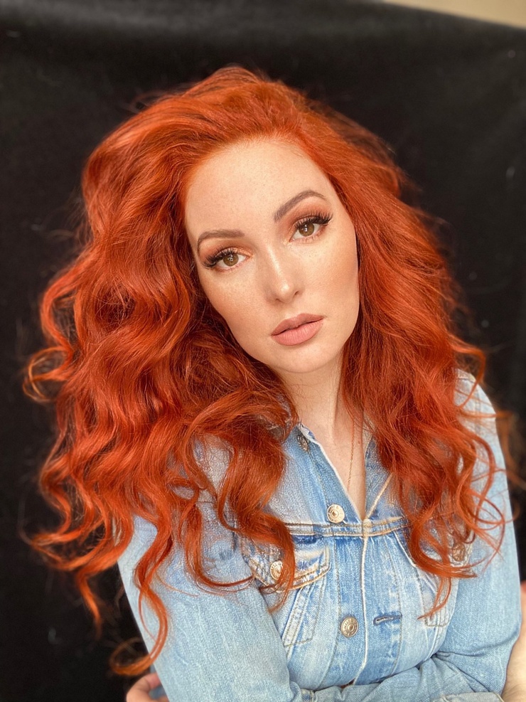 Nicole Simone