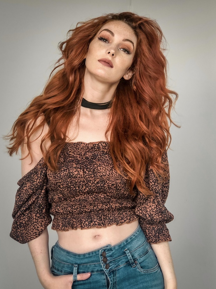 Nicole Simone