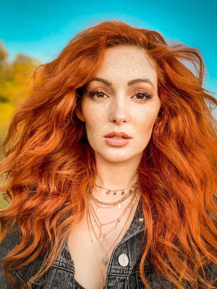 Nicole Simone