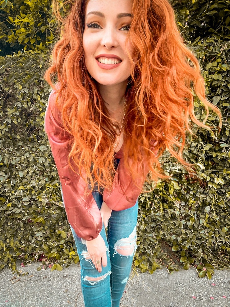 Nicole Simone