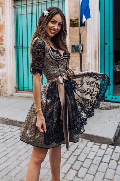 Caroline Einhoff Caroline Einhoff