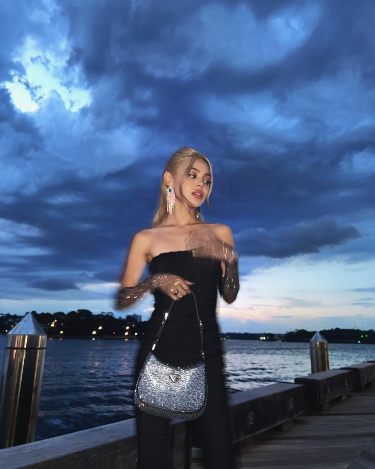 Lily Maymac