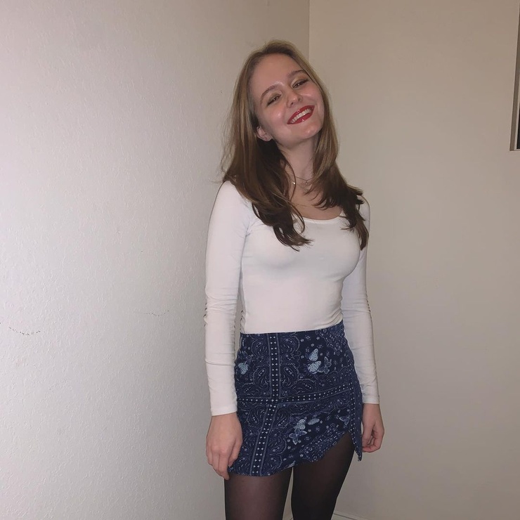 Izabela Vidovic