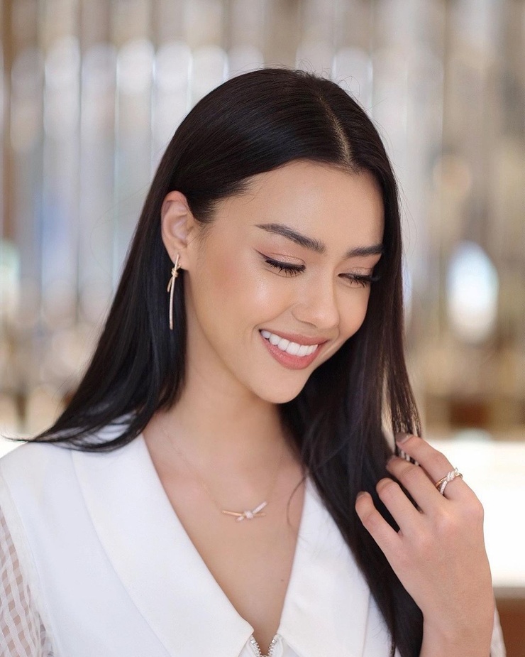 Amanda Obdam