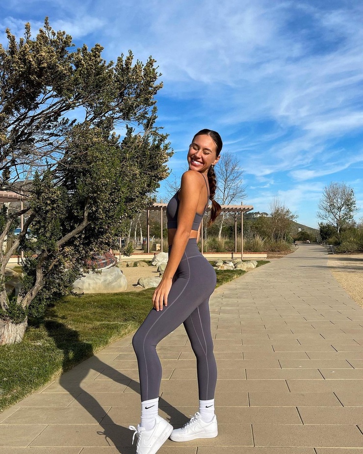 Brit Manuela (model)