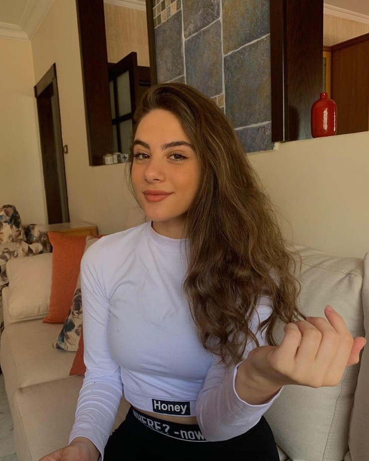 Andria Tayeh Andria Tayeh