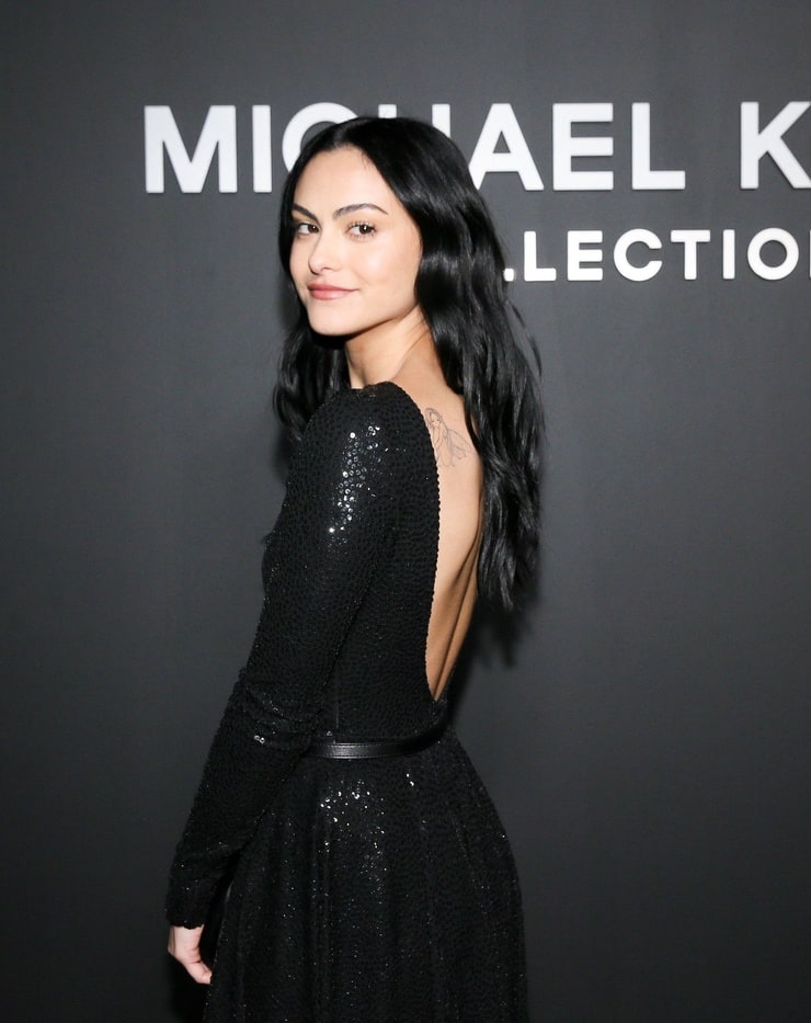 Camila Mendes