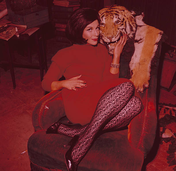 Fenella Fielding