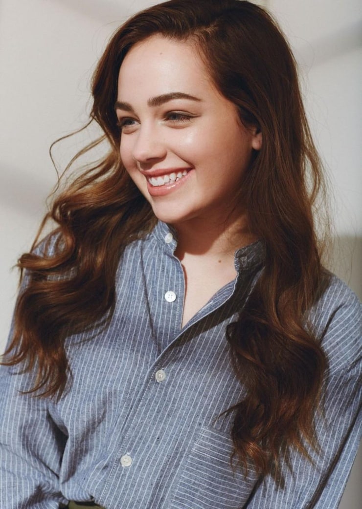 Mary Mouser