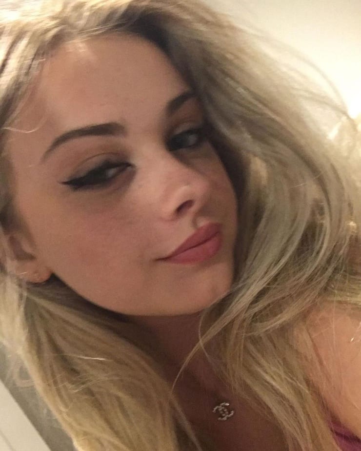 India Woollard India Woollard