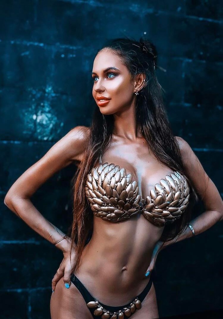 Anna Oohlala