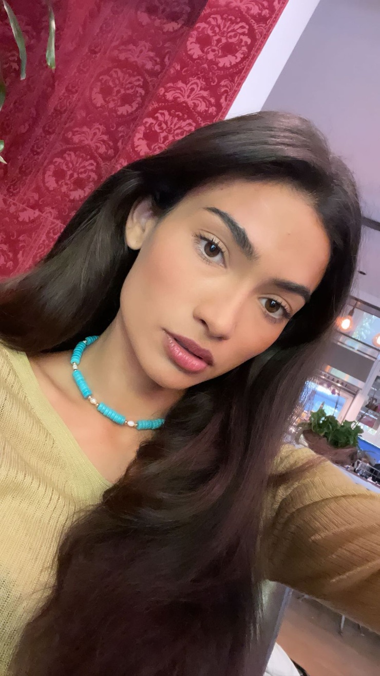 Kelly Gale