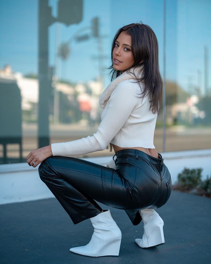 Michelle Hayden Michelle Hayden