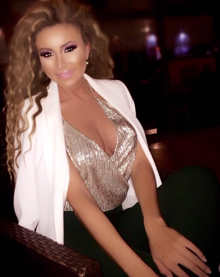 Roxana Vasniuc