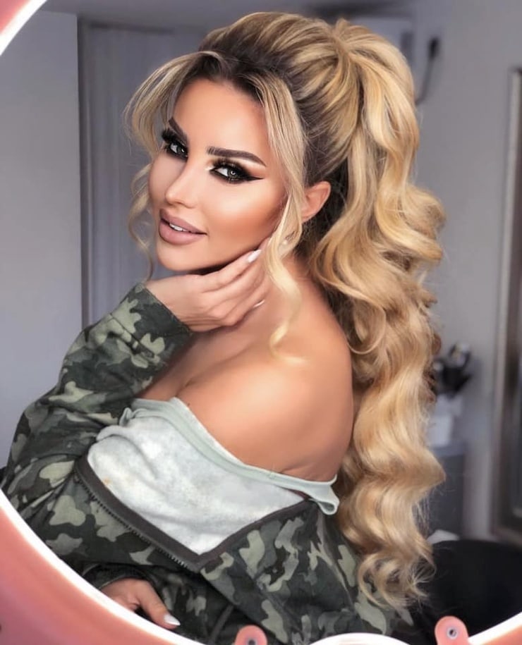 Roxana Vasniuc