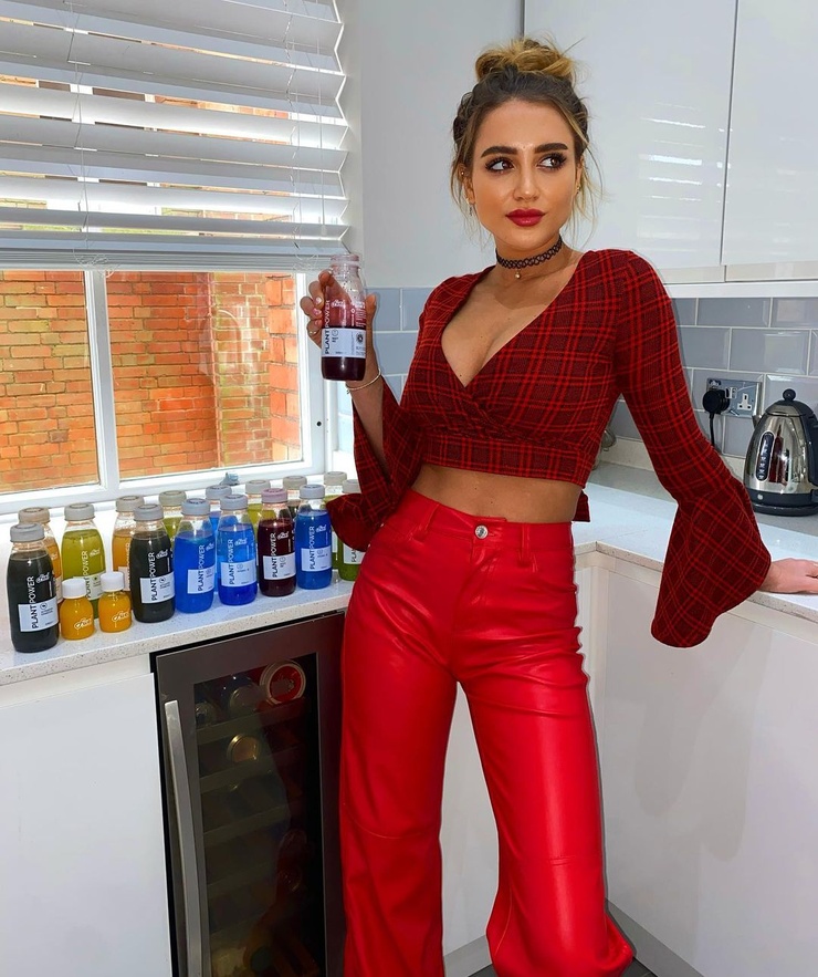 Georgia Harrison