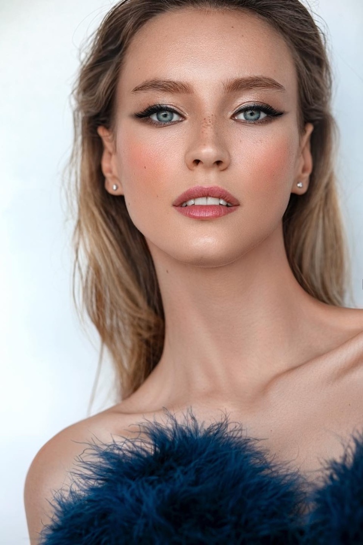 Valeria Miro Valeria Miro