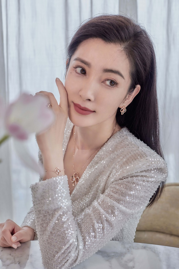 Bingbing Li