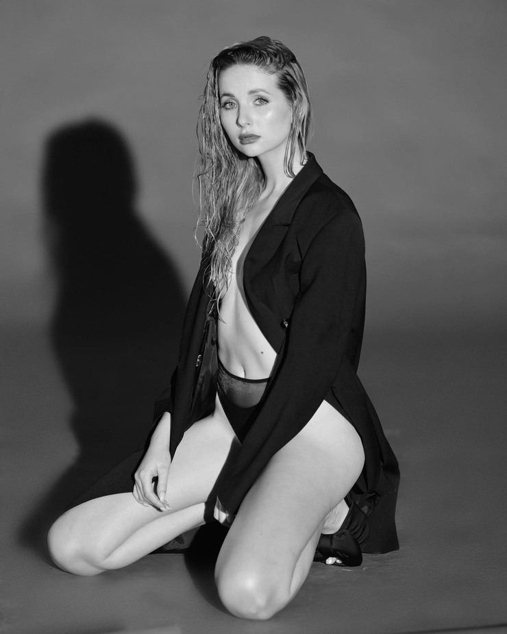 Anna Hiltrop Anna Hiltrop