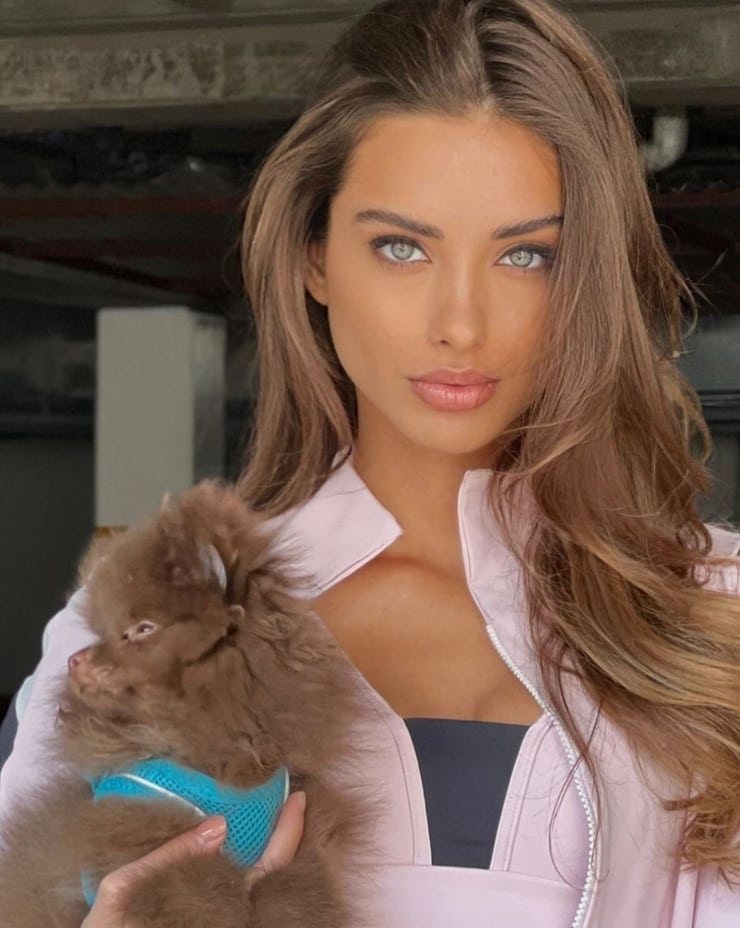 Liza Kovalenkoo Liza Kovalenkoo