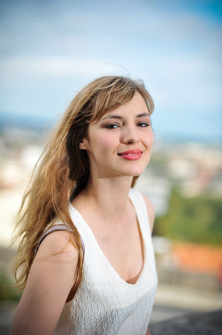 Louise Bourgoin Louise Bourgoin