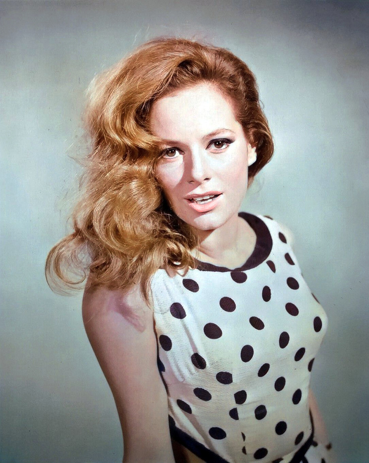Luciana Paluzzi Luciana Paluzzi