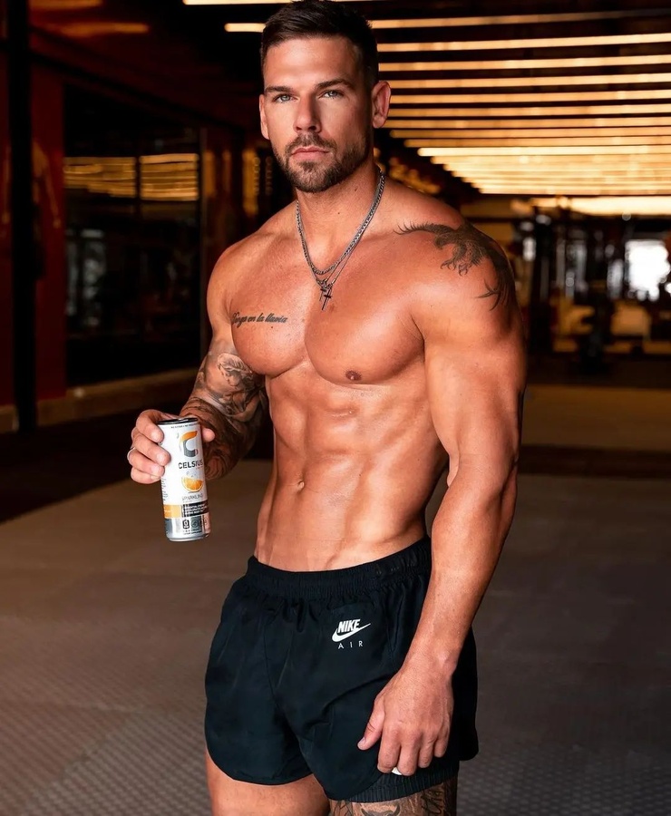 Joss Mooney