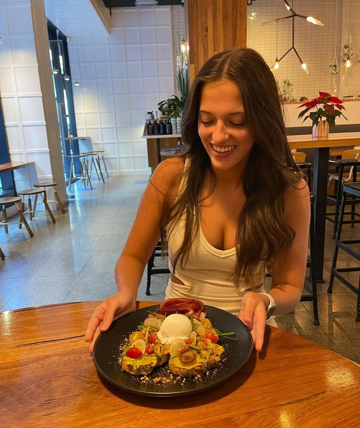 taya brooks