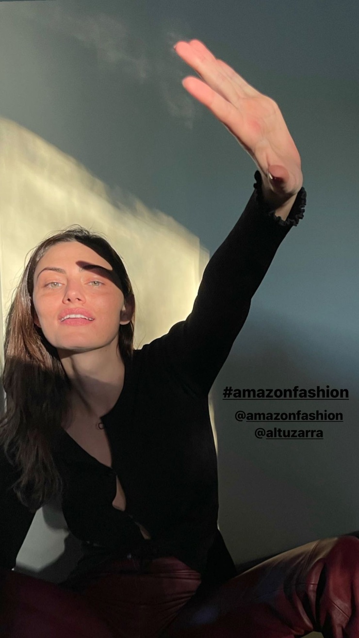 Phoebe Tonkin