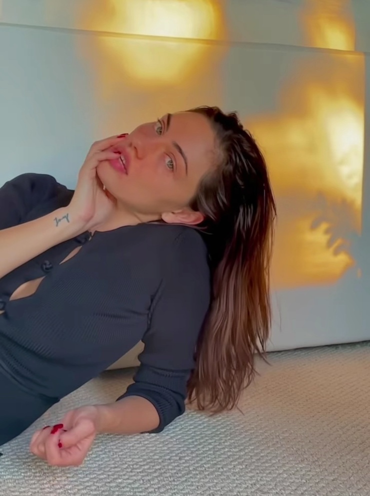 Phoebe Tonkin Phoebe Tonkin
