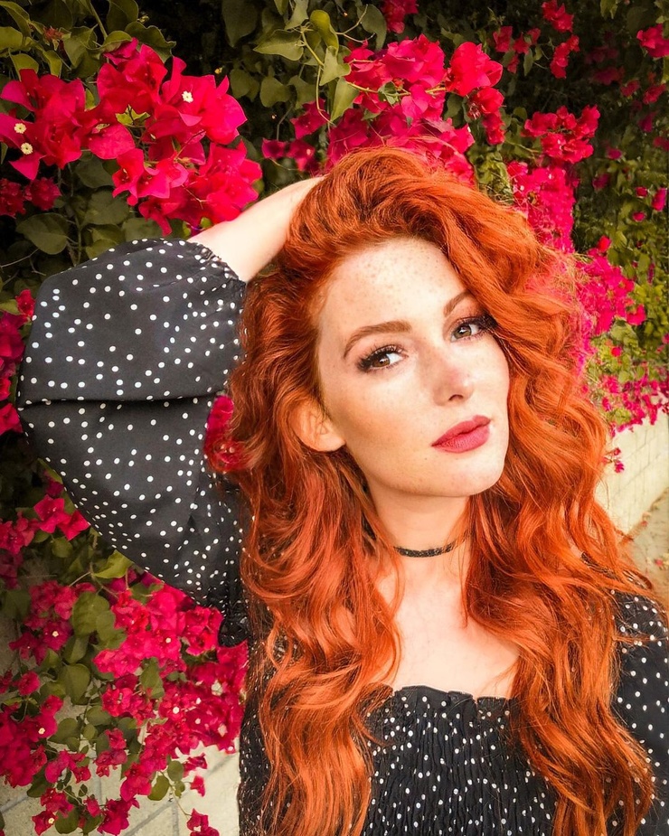 Nicole Simone