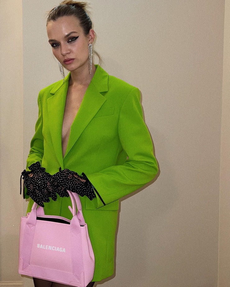 Josephine Skriver Josephine Skriver