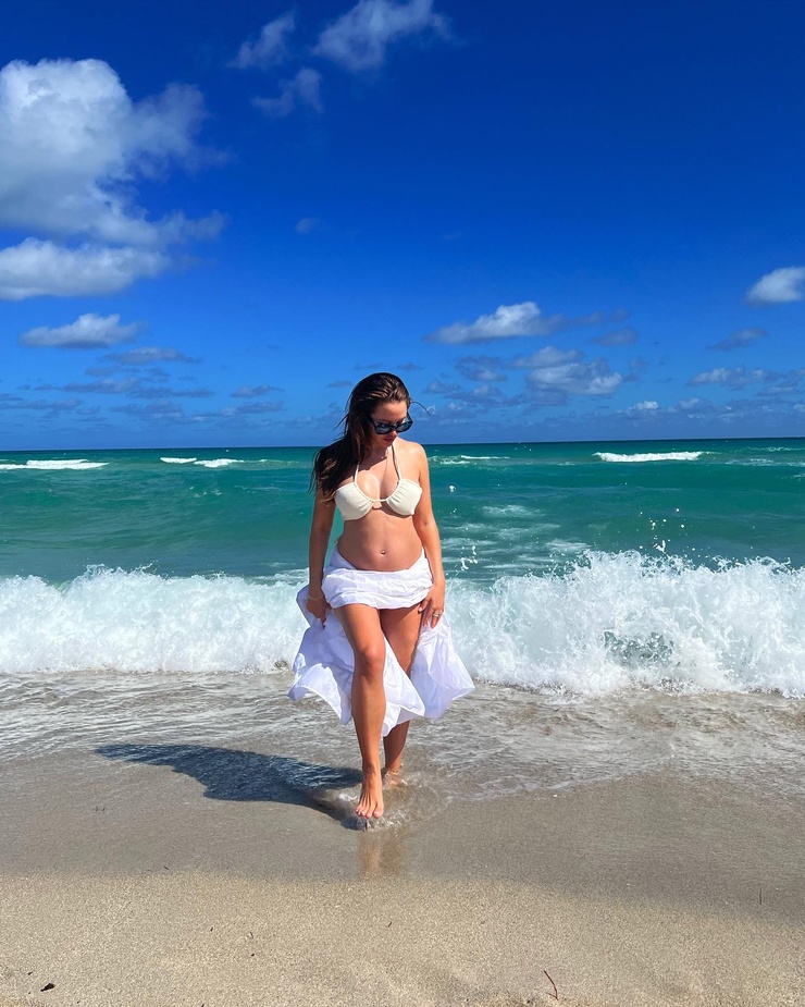 Mara Teigen Mara Teigen