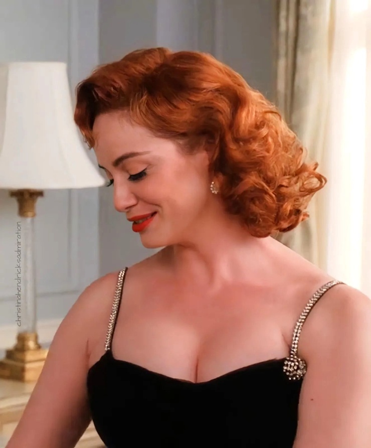 Christina Hendricks Christina Hendricks