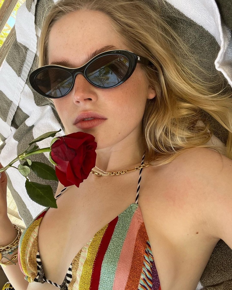 Ellie Bamber Ellie Bamber