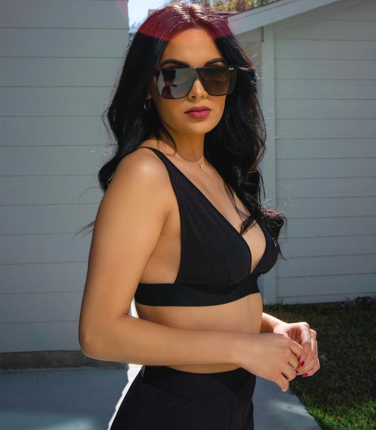 Felisia Hernandez Felisia Hernandez