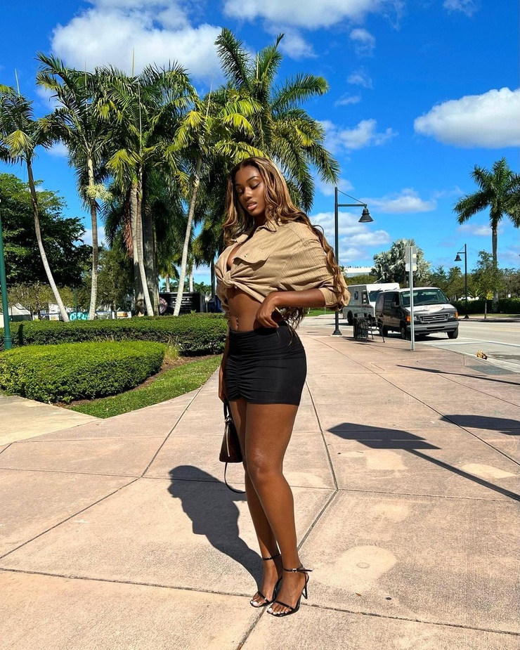 Picture of Elinda San.