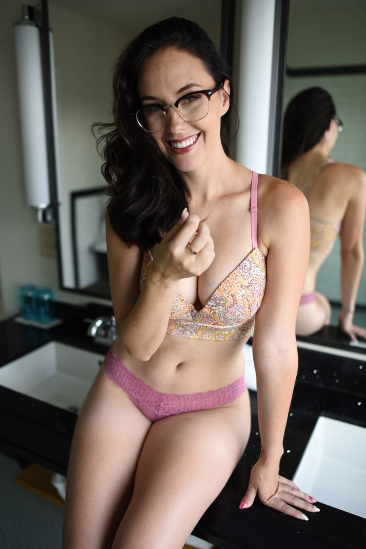 Picture Of Meg Turney 